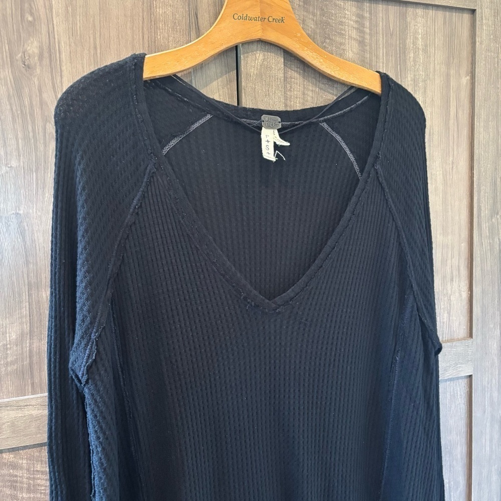 We The Free People small Catalina Thermal Top Oversized Boho Black - Picture 6 of 12